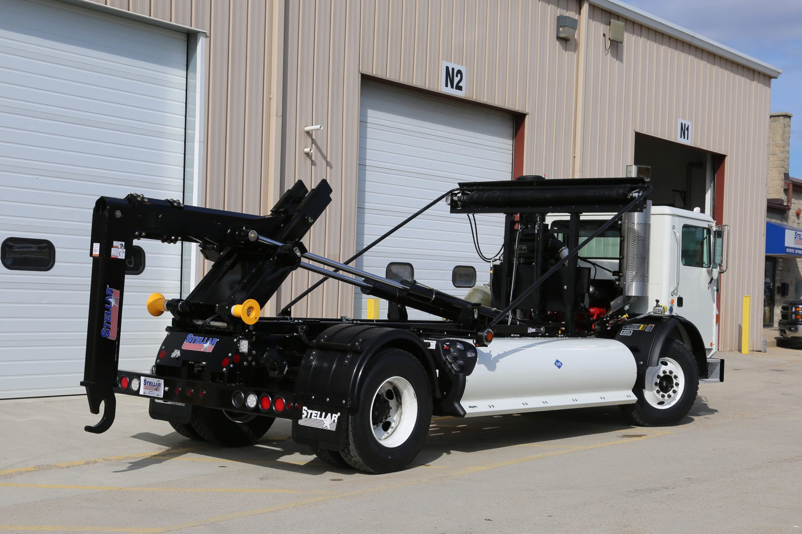 Stellar Slider26 Hooklift with LCF chassis