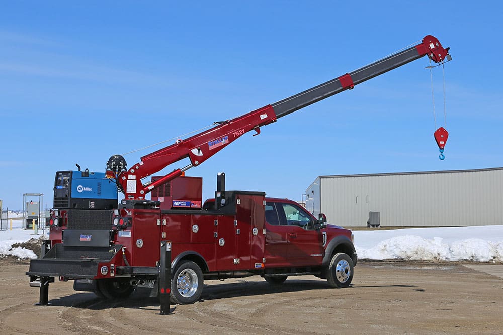 Red 7621 Hydraulic Crane extended