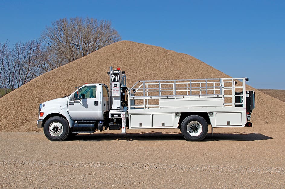 138 Mid-Size OTR Tire Service Truck, left-side view